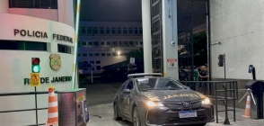 Esquema de corrupção bilionário na alfândega do Porto do Rio é alvo de operação; 17 auditores fiscais são afastados