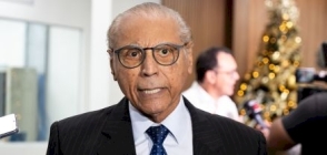 Campos oferecem vice à esposa de Max e apoio à reeleição na AL