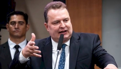 Sigla de Max fecha nomes e quer eleger 2 federais e 6 estaduais